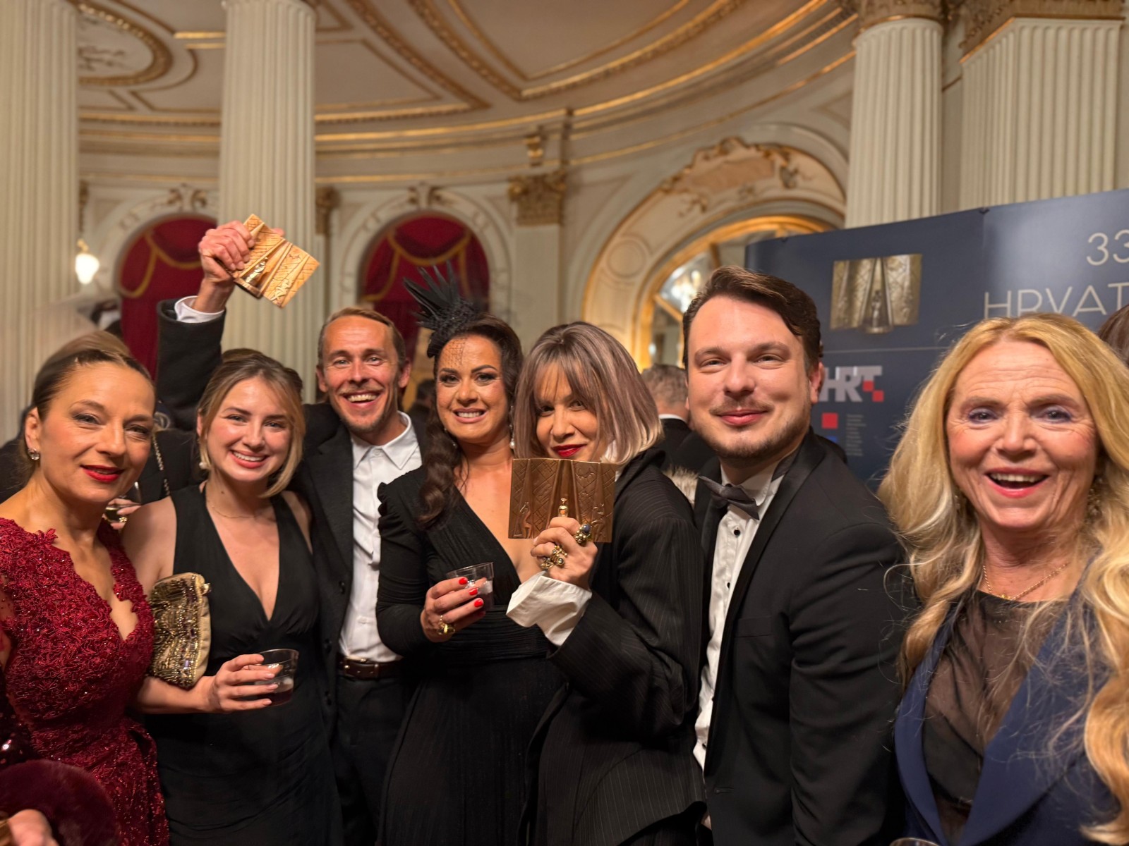 ZA PREDSTAVU CVILIDRETA